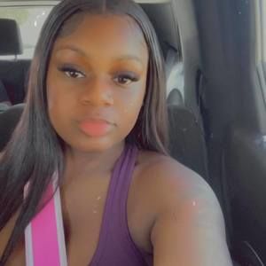 Meet your Posher, Ayanna